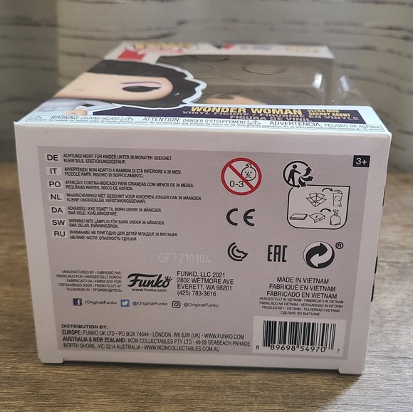 🔥FUNKO POP! Wonder Woman Ultra Mod Secret Agent #382 ~ 80th Anniversary POP - Picture 6 of 6